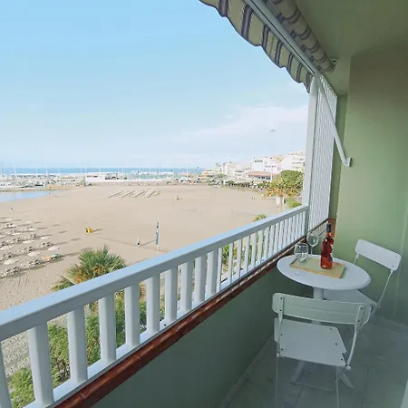 Reveron Playa 303 - Views Of The Bay شقة أرونا